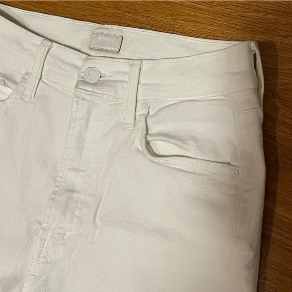 Mother High Waisted Rider Ankle Jeans in Fairest of Them All (White), Size 27 - Picture 5 of 13